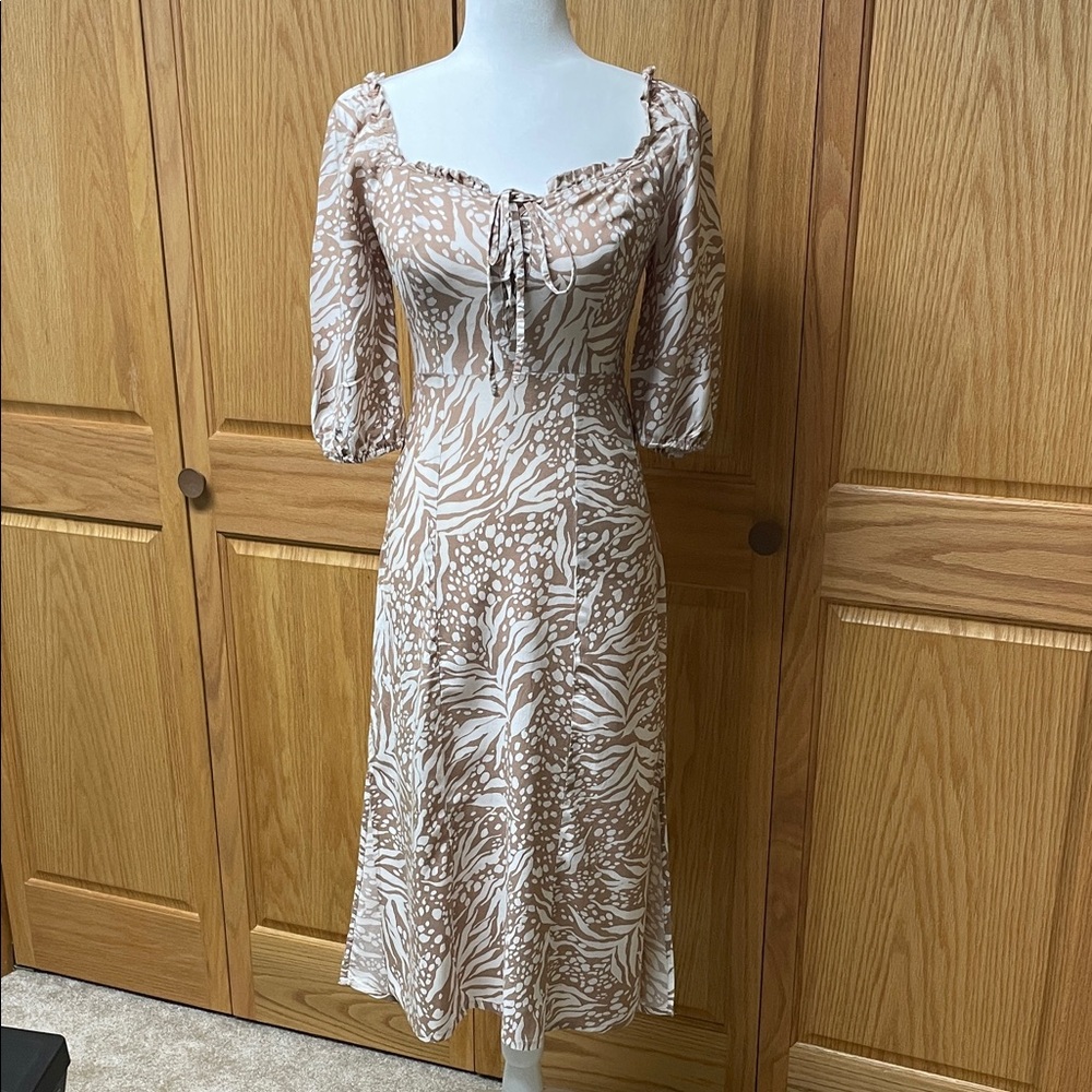 Jessica Simpson Printed Midi Dress In Size XS